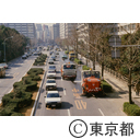 道路清掃車と、散水車