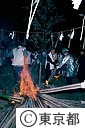 亀戸天神のたいまつ祭り たいまつに点火するところ