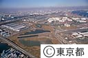 東京港野鳥公園と中央卸売市場大田市場（空撮）