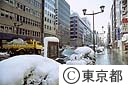 雪の銀座通り