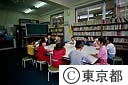 三宅島が１０月３日噴火、溶岩に埋まった小中学校の生徒たち授業再開
