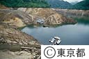 渇水の矢木沢ダム