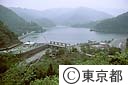満水の小河内ダム