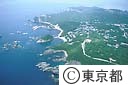 式根島港付近（空撮）