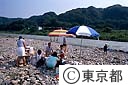 秋川の水遊び