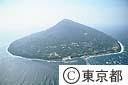 利島の全景（空撮）