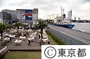 港のレストラン