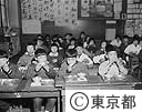 学校給食　麻布小学校で