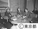 東知事会見　米国ポーランド市長一行