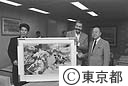 米国の画家リロイニーマン氏　鈴木知事面会