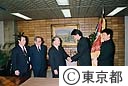 全国高校ラグビー優勝チーム国学院久我山高校、鈴木知事表敬