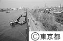 佃大橋より佃島を望む