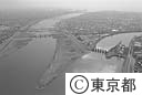 旧江戸川と江戸川の合流点（篠崎水門）