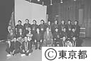 優勝した岩倉高校が都庁を訪問