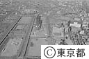 新宿副都心にビル建設が始まる（空撮）