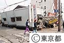 倒壊した商店