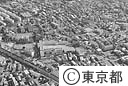 世田谷区立山野小学校とその周辺住宅地域