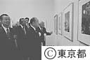 写真美術館総合開館で鈴木知事視察