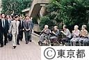 青島知事は板橋区の養育院を視察
