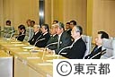 石原都知事第２期目初登庁