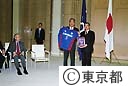 ベルリン・ユースサッカー大会東京代表チームの石原知事表敬
