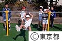 体育授業中の小学生