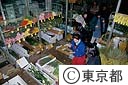 花き市場内の卸売りの店