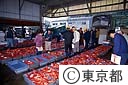 下田市場でのキンメダイのセリ