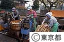 東光寺大根の洗い作業