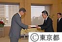 三副知事に辞令交付（山口一久氏）