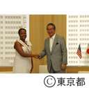 全米さくらの女王の石原知事表敬