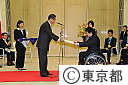 東京都栄誉賞・都民スポーツ大賞にバンクーバーパラリンピックメダリストの５人を表彰