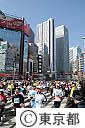 東京マラソン２０１１(新宿大ガード）