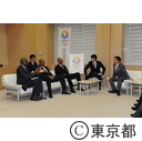 カールルイス・ウイリーバンクス・マイクパウエルの各氏が猪瀬知事を訪問