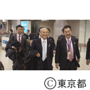 舛添知事ソチオリンピック閉会式から帰国