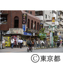 新大久保駅前（大久保通り）