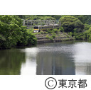 外堀沿いを走る総武線